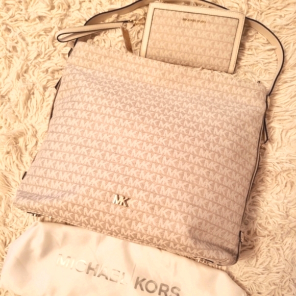 NWT ☆ MK Shoulder Bag & Wallet - Picture 1 of 11